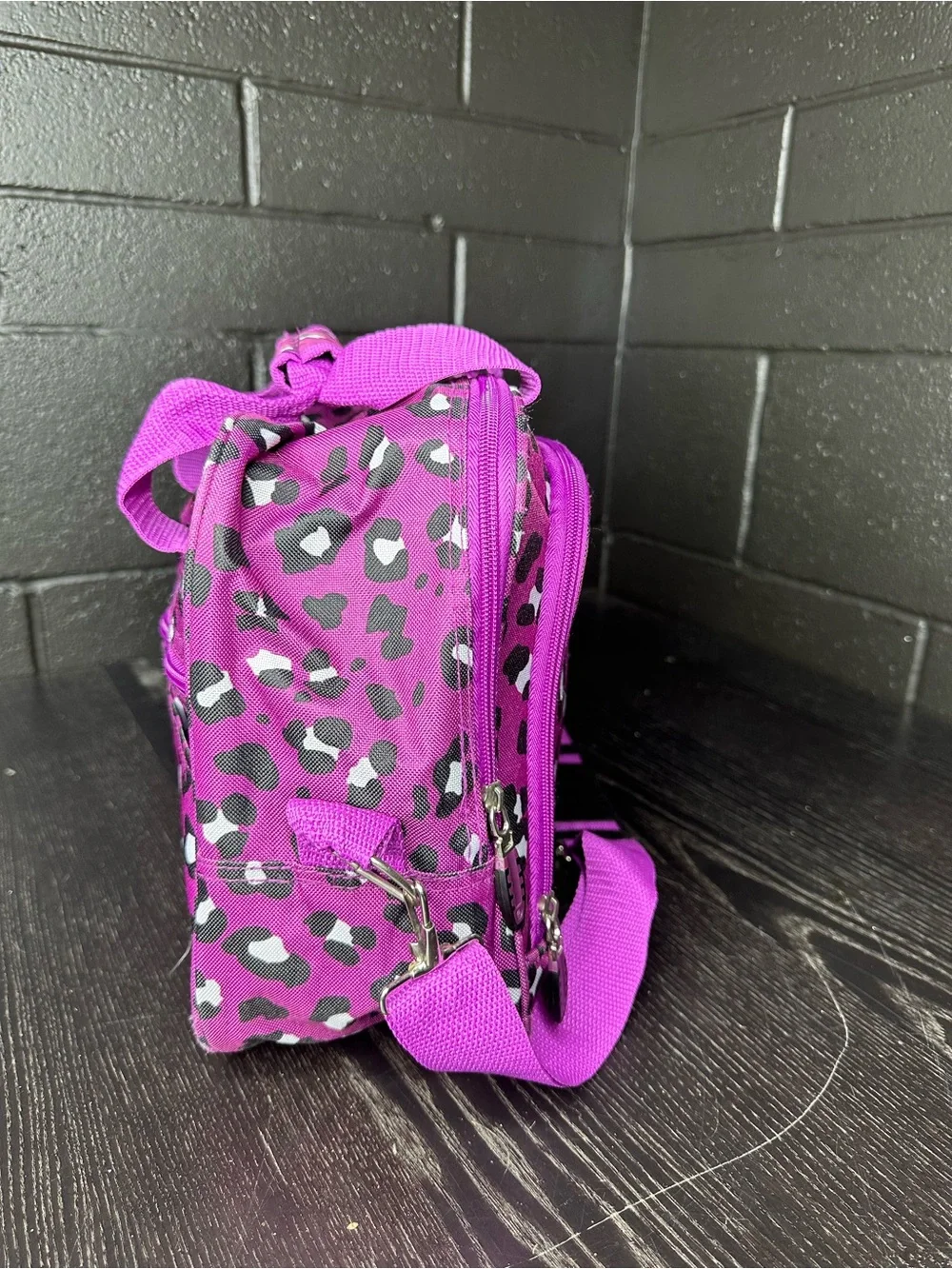 Rockland brand - Magenta Leopard Print Crossbody Bag